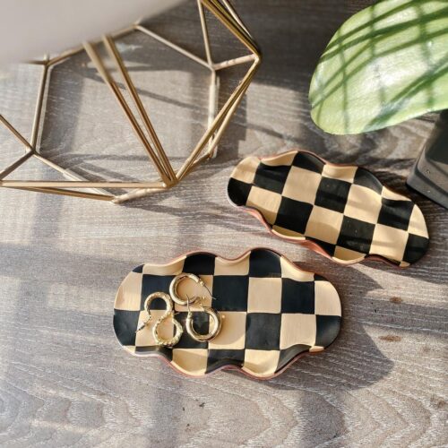 ClayClub: Alltagshelden für Seife, Kochlöffel, Schmuck & Co. am Fr., 26.06.2026 von 17:00 bis 18:30 Uhr